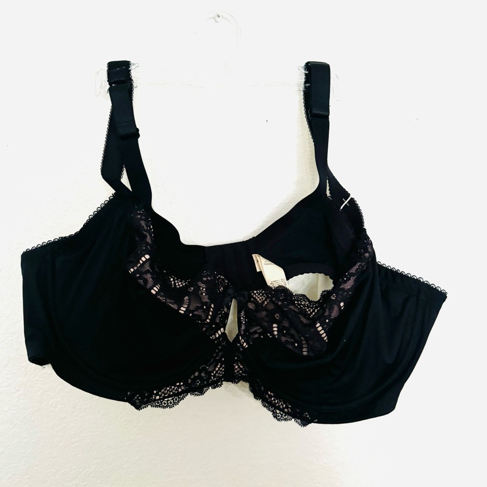 DORINA CELINE NON PADDED BRA
FULL CUP WITH WIRE D17456A-A60 2 Pack
Size 42DD - Picture 6 of 12